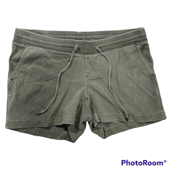 GAP Pants - gap maternity Shorts Sz Lg Olive Green EUC Below Belly Greenway Cotton Blend.